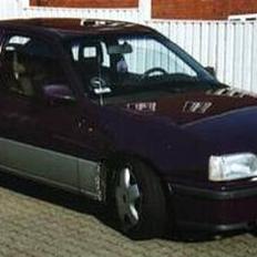 Opel Kadett GSI (Død)