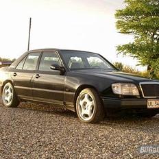 Mercedes Benz w124 300D