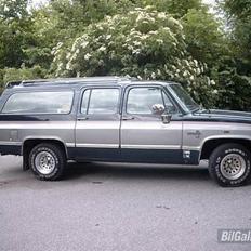 Chevrolet Suburban, Silverado