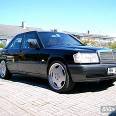 Mercedes Benz 190E