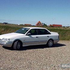 Ford Scorpio