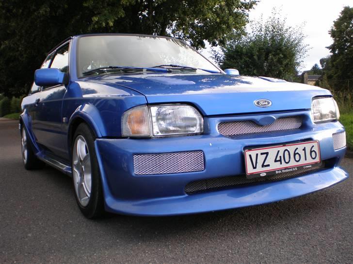 Ford Escort RS Turbo *SOLGT* billede 2