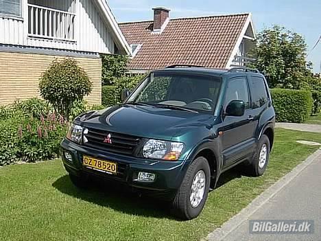 Mitsubishi Grand Pajero 4x4 - Mitsubishi Grand Pajero 4x4 167 HK/ 377 Kn billede 1