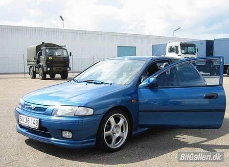 Mazda 323 Sport  billede 5