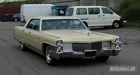 Cadillac Sedan De Ville billede 1