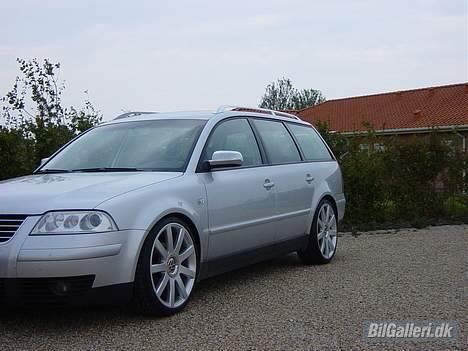 VW Passat Variant SOLGT billede 1