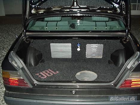 Mercedes Benz w124 300D billede 4