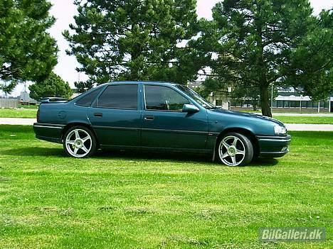 Opel Vectra A 2,0i 16V *DØD* - Så kom "sommer-skoene" på........... billede 1