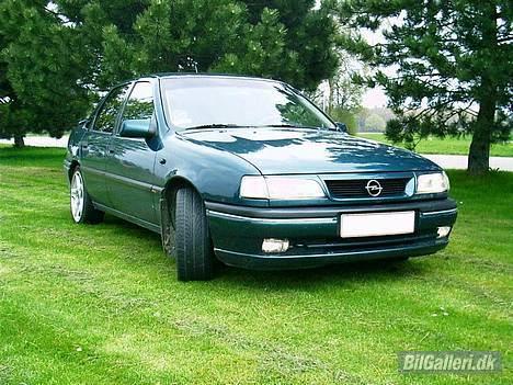 Opel Vectra A 2,0i 16V *DØD* - Det er en hysterisk holdt 94ér......... billede 2