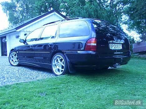 Ford Mondeo 2.0 Ghia billede 2