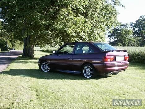 Ford escort 1.8 sport billede 4
