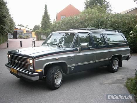 Chevrolet Suburban, Silverado billede 1