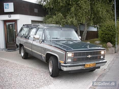 Chevrolet Suburban, Silverado billede 5