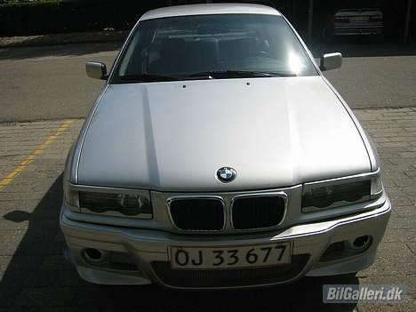 BMW 318i billede 4