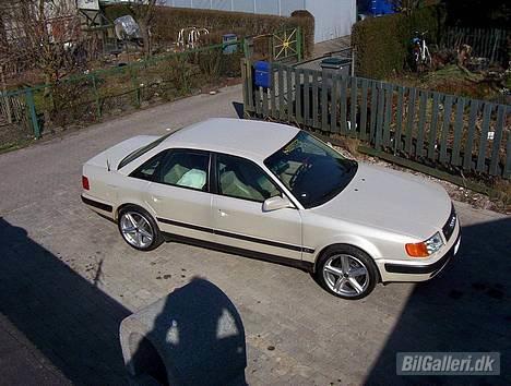 Audi 100/S4  SOLGT - lige et billed fra fugle perspektivt billede 2