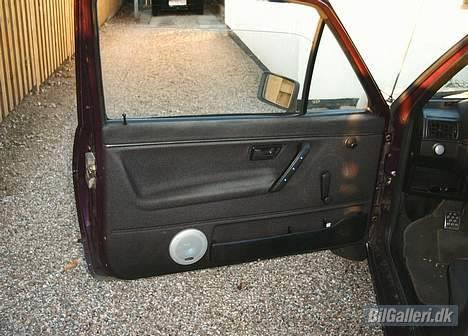 VW Golf 2 RIP - Nu med 6,5" komponentsæt...trukket frem i døren... billede 4