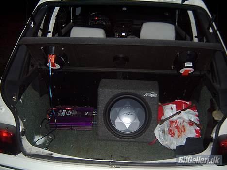 Peugeot 205 Lacoste billede 2