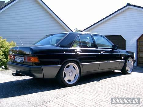 Mercedes Benz 190E billede 3