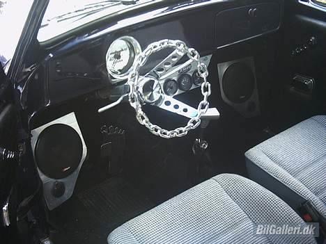 VW 1302 - SOLGT billede 5