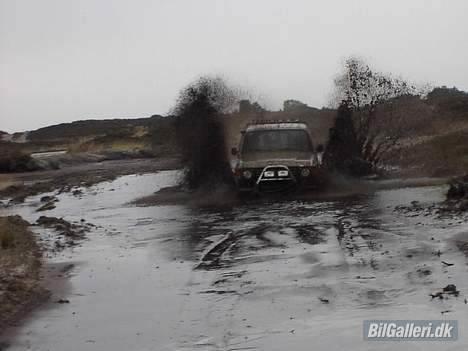 Toyota landcruiser hj 60 1/2( billede 1