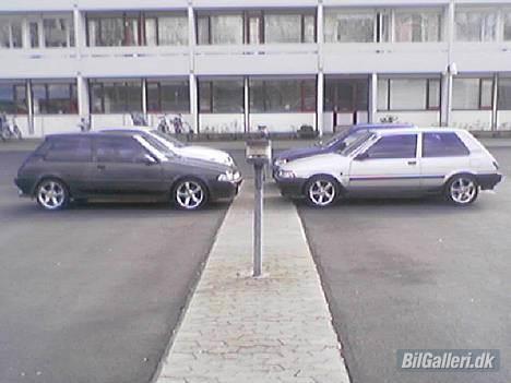 Toyota Corolla gt 16V (SOLGT) - her er et billede af mig og min kammerats bil ( kenneth m ) billede 2