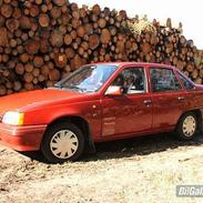 Opel Kadett E Sedan