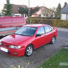 Nissan Almera SR sedan *SOLGT* 