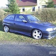 Opel Astra F sport 2,0 16v 