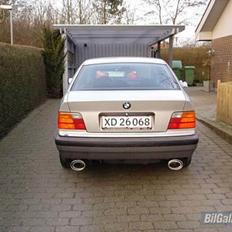 BMW e36 325 