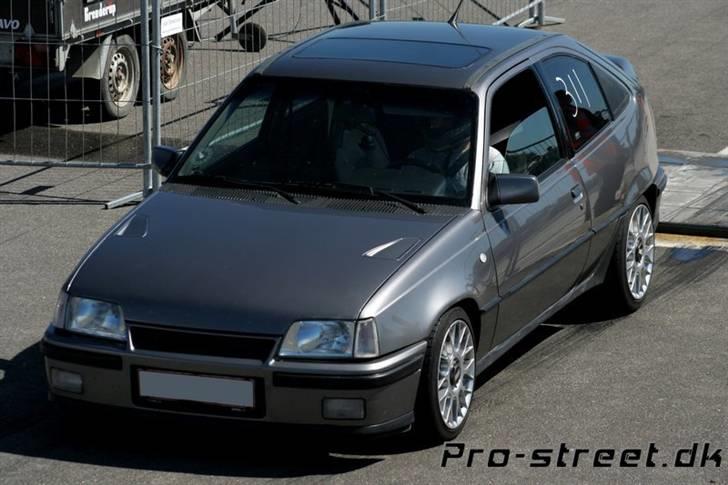 Opel Kadett E GSi 16V SOLGT billede 2