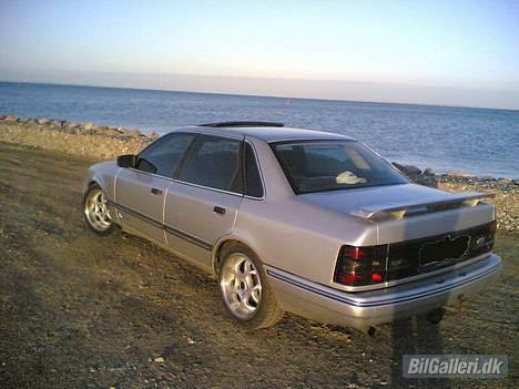 Ford Scorpio 2.9 V6 GLX solgt  billede 4