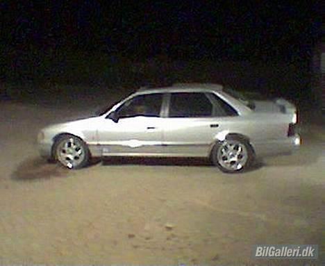 Ford Scorpio 2.9 V6 GLX solgt  - ...lidt mørkt...bedre billeder kommer når det blir bedre vejr  :o) billede 6