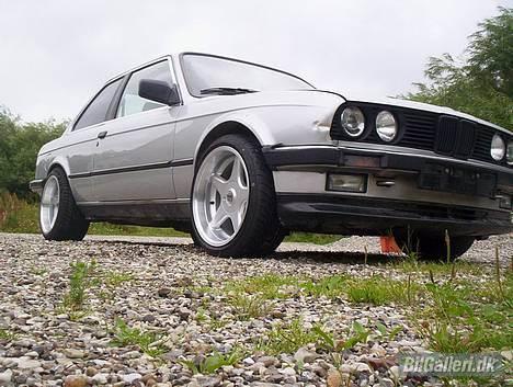 BMW 2,7 eta SOLGT=) - fronten billede 4