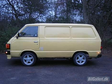 Toyota liteace SOLGT - dette er brugs bilen når ford cortinaen står i garagen  billede 1