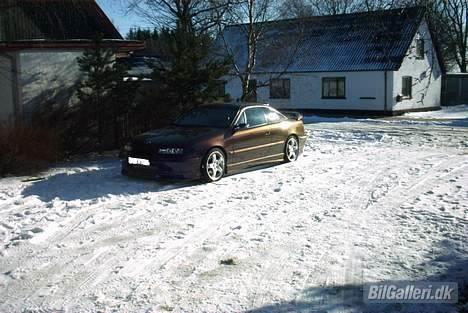 Opel Calibra Turbo 4x4 ( en fuld idiot smadrede den ) billede 9