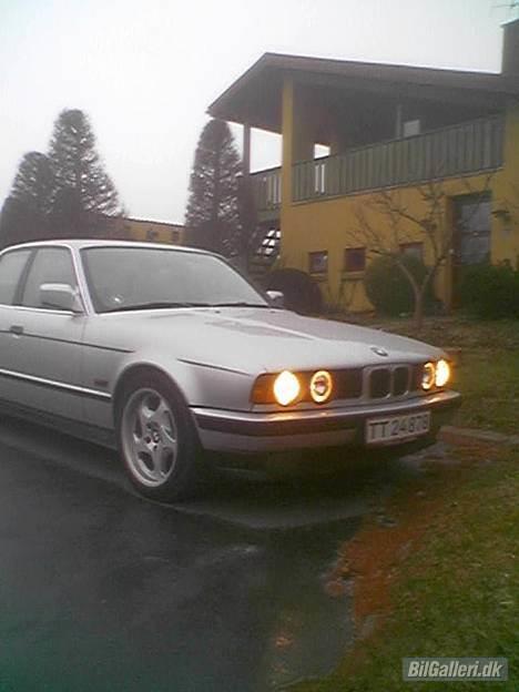 BMW 520i billede 1
