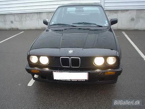 BMW 320i E30 solgt billede 8