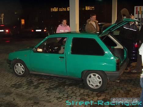 Opel Corsa A cc *Skrottet* - Fra Træffet i Februar Under Fisketorvet.. Her på Shell tanken.. billede 2