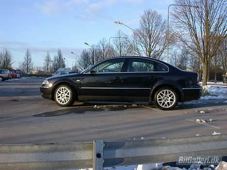 VW Passat W8 *SOLGT* billede 8