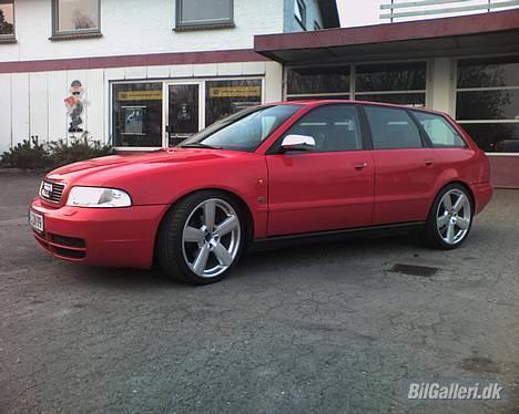 Audi A4 AVANT TDI (SOLGT) - billedet er taget med en samsung D500 billede 2