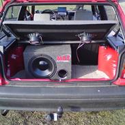 VW polo 3 , totalt skadet