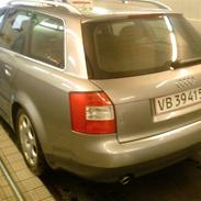 Audi A4 1,8 t 163