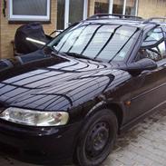 Opel Vectra B  SOLGT