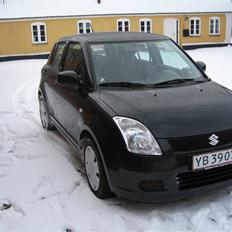 Suzuki swift GL-J