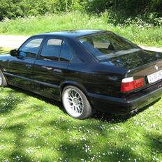 BMW E34 535i