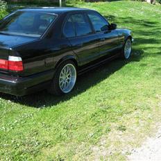 BMW E34 535i