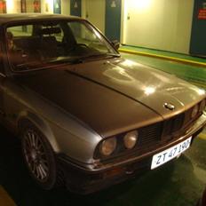 BMW 323i e30 r.i.p