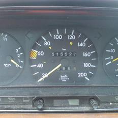 Mercedes Benz 190 2.5D aut (solgt)