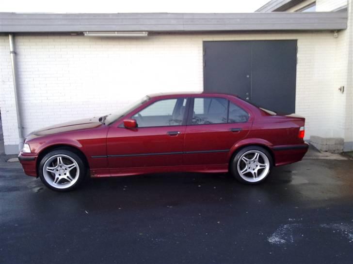 BMW 325I E36 *Solgt* billede 1