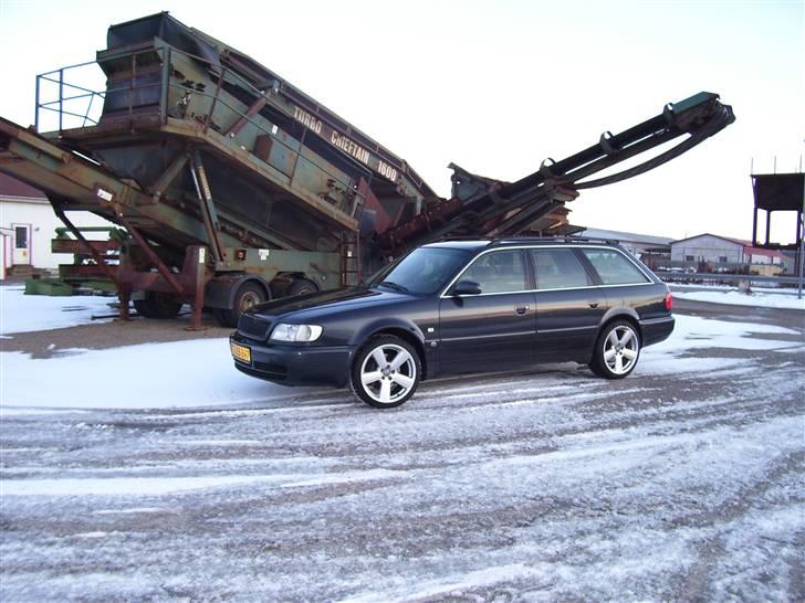 Audi S6 Avant Quattro billede 1